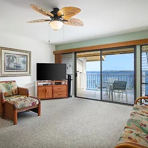 Apartment Sea Village With Unobstructed Ocean Views And Oceanside Pool, Kailua-Kona